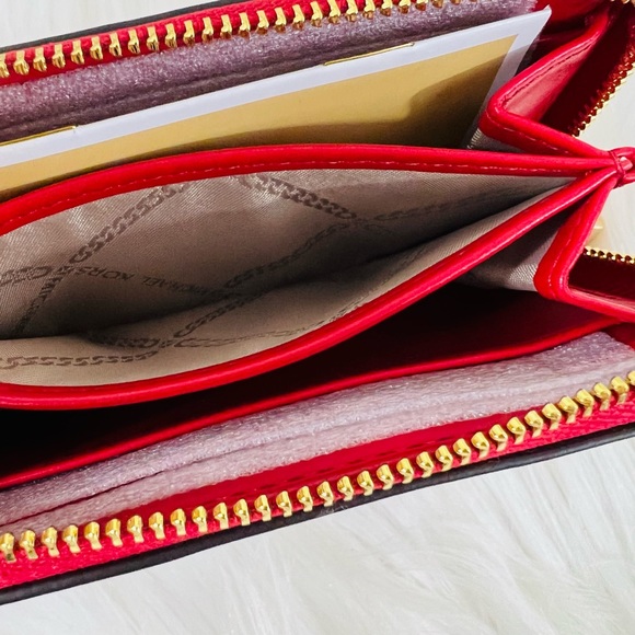 Michael Kors Jet Set Small Zip Around Card Case Wallet - Picture 8 of 14